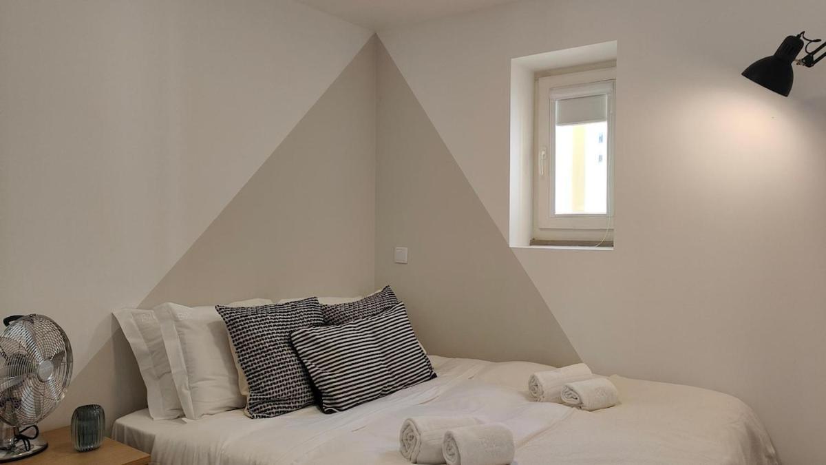 Chiado Modern Attic Duplex 2-bedroom Apartment Lisbon